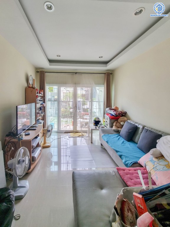 *****ทาวน์เฮ้าส์มือสอง หงษ์ประยูร เฟส3 บางกรวย-ไทรน้อย เนื้อที่ 27 ตร.ว. ฟังก์ชัน 3 ห้องนอน 2 ห้องน้ำ บ้านพร้อมอยู่ โครงการเป็นส่วนตัว ทำเลเดินทางสะดวก เชื่อมต่อถนนรัตนาธิเบศร์ ถนนราชพฤกษ์ ซอยประชาอุทิศ ใกล้รถไฟฟ้าสายสีม่วง "สถานีบางพลู" และจุดขึ้นทางด่วน "กาญจนาภิเษก"